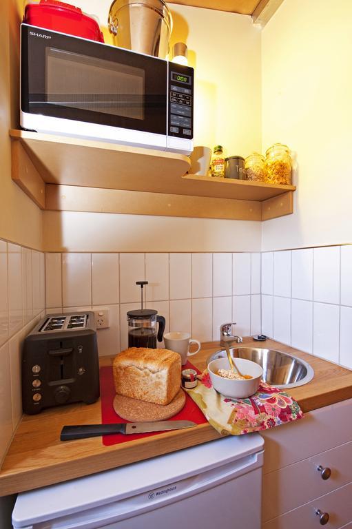Squeakywindmill Boutique Tent B&B Алис Спрингс Екстериор снимка